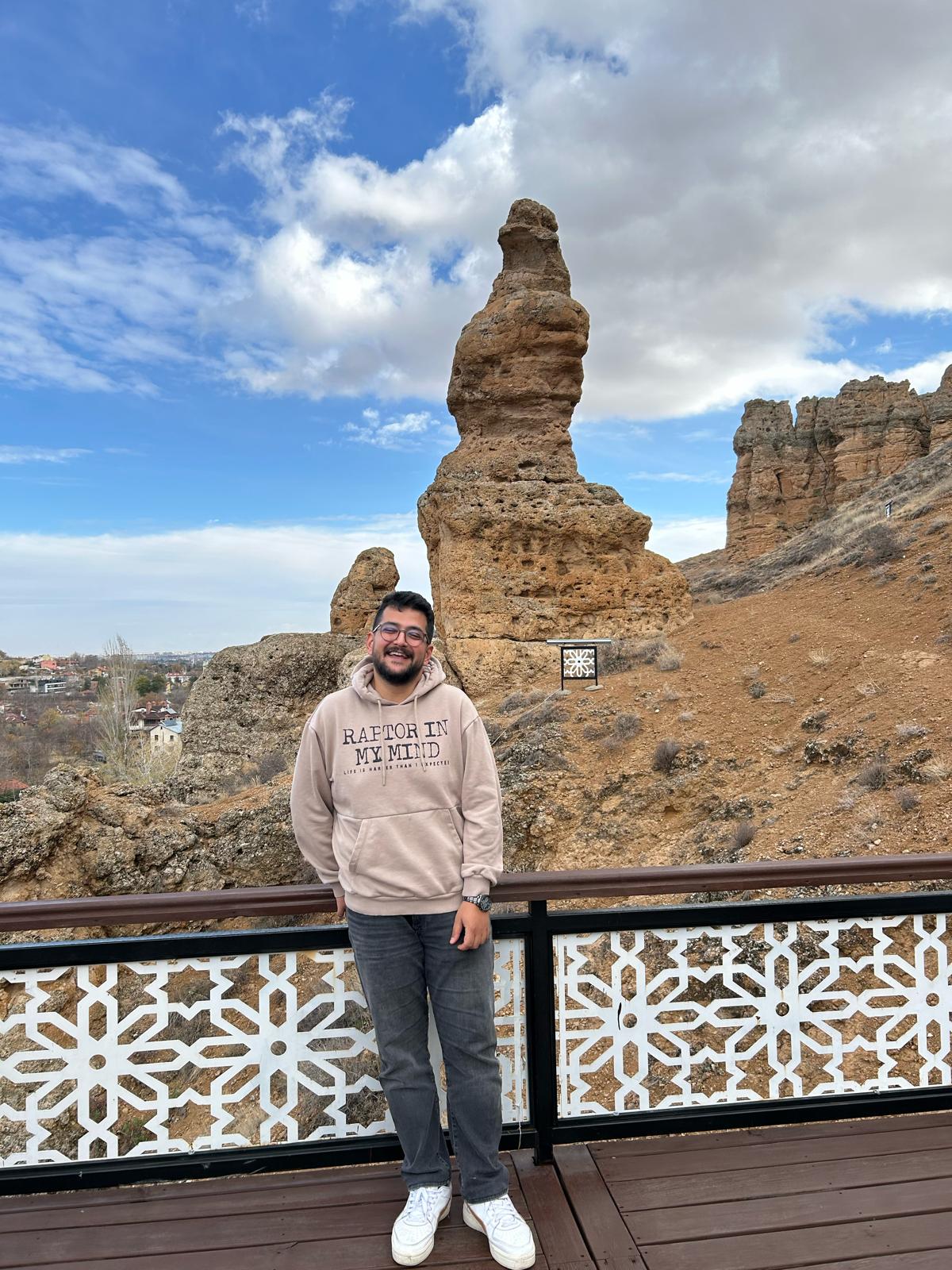 Şeref Rıza Alan